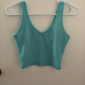 Hollister Tank